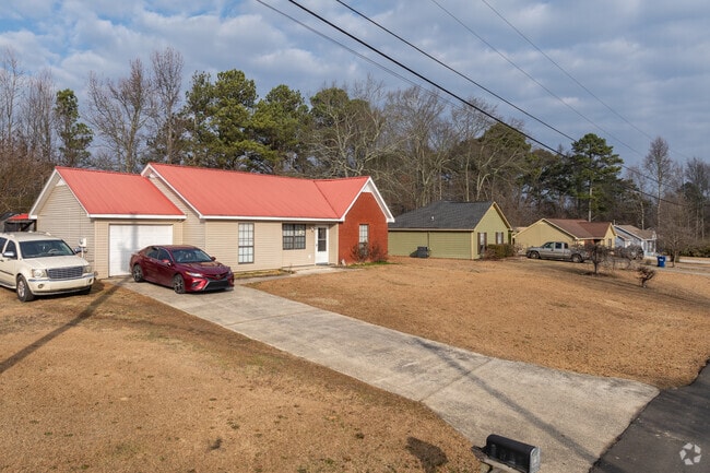 Ranch style homes are amongst the most popular type in Albertville.