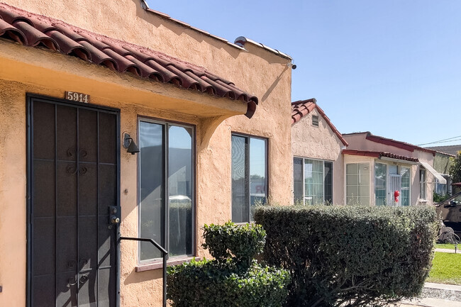 Ranch homes in spanish and traditional styles line the streets of Maywood.