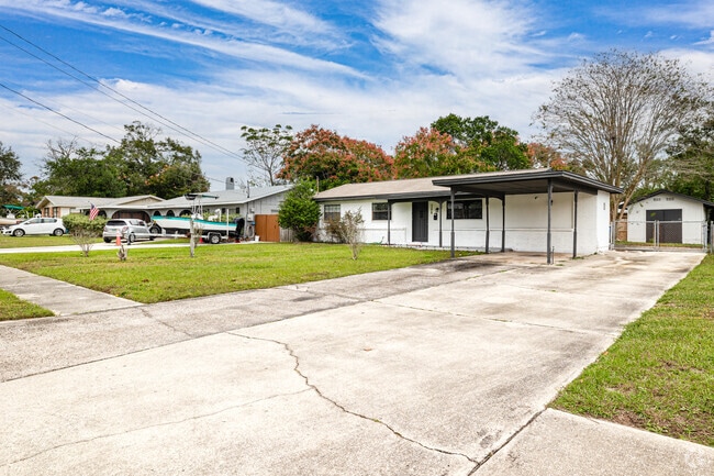 There are many homes in the area that have been upgraded.