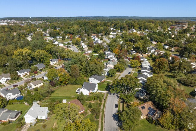 Large, elegant homes line the quiet residential streets of Lutherville.