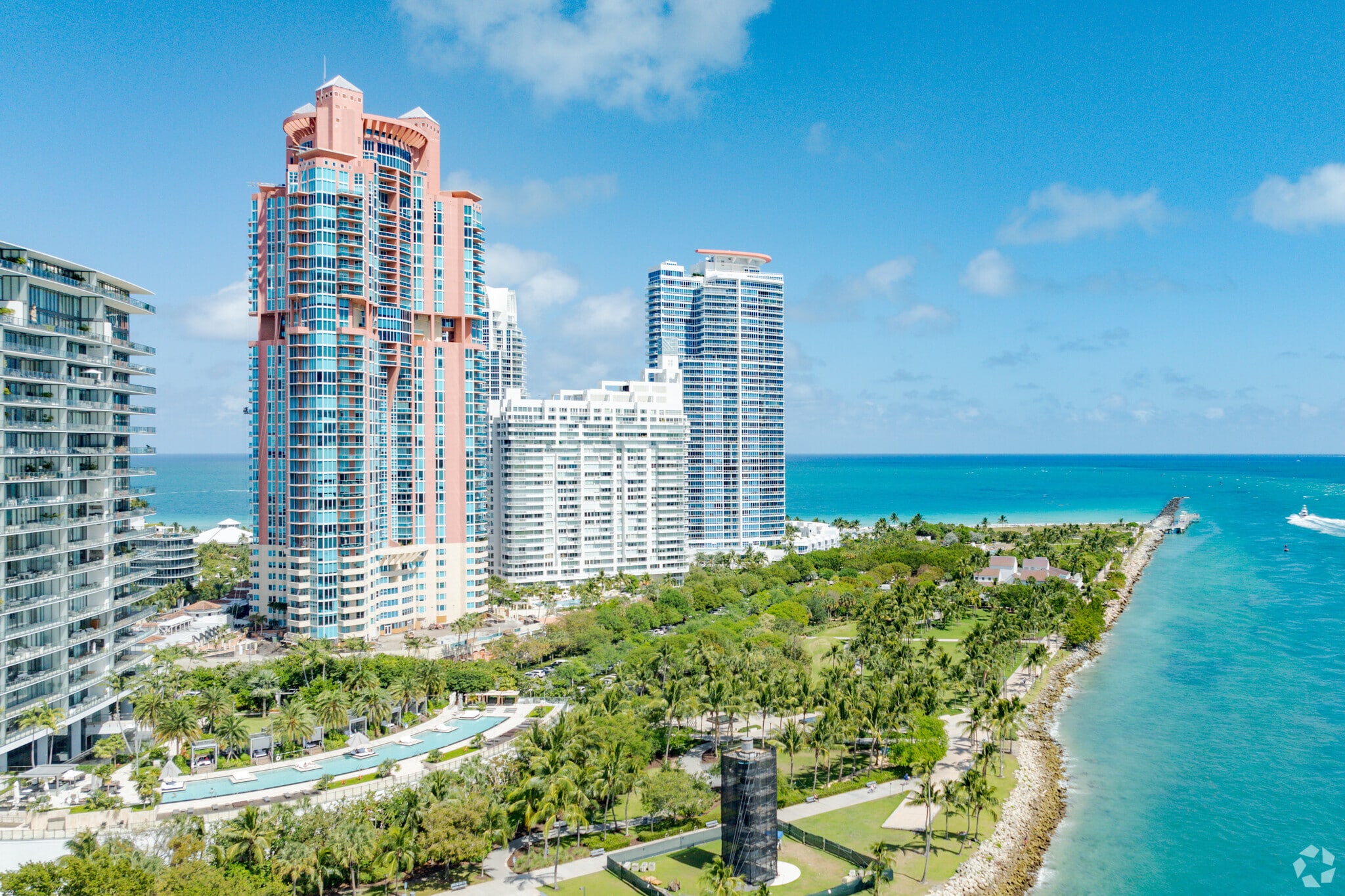 South Pointe is named after the South Pointe Park at the end of the neighborhood.