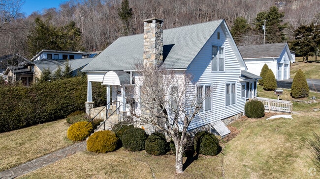 There are many housing types in Boone, ever near the college.