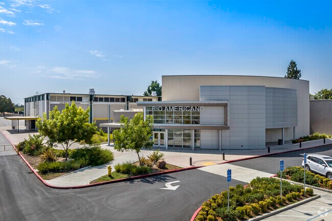 Rio Americano High School is a modern looking school in Del Paso Manor.