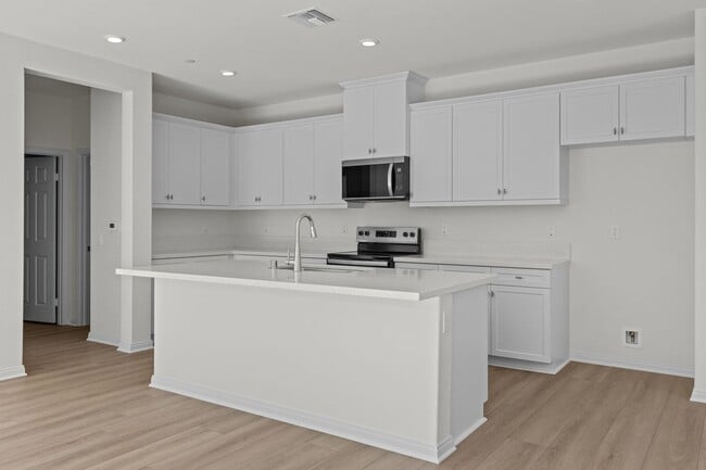 4764 Sicily Dr, Lake Elsinore, CA 92530 - photo 3