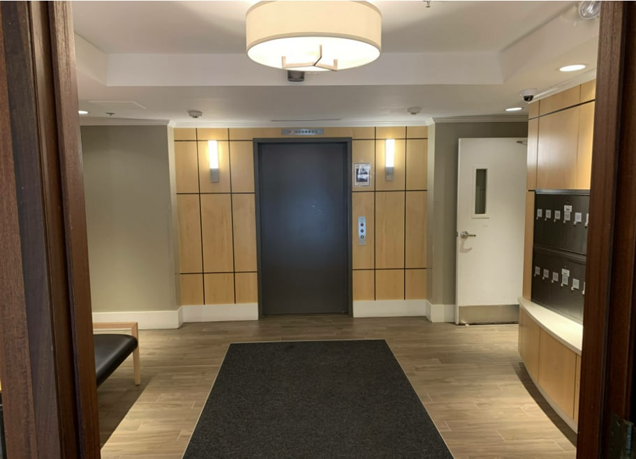 105 Jersey St unit 403, Boston, MA 02215 - photo 1