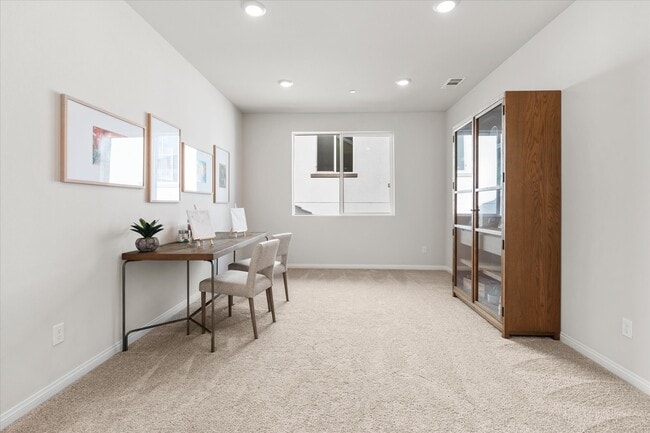 29263 Crescent Way unit 36582924, Highland, CA 92346 - photo 6