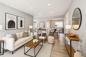 90 Lupton Ln, Haledon, NJ 07508