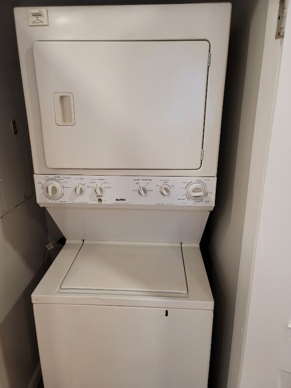 2463 Perkerson Rd SW, Atlanta, GA 30315 - photo 2