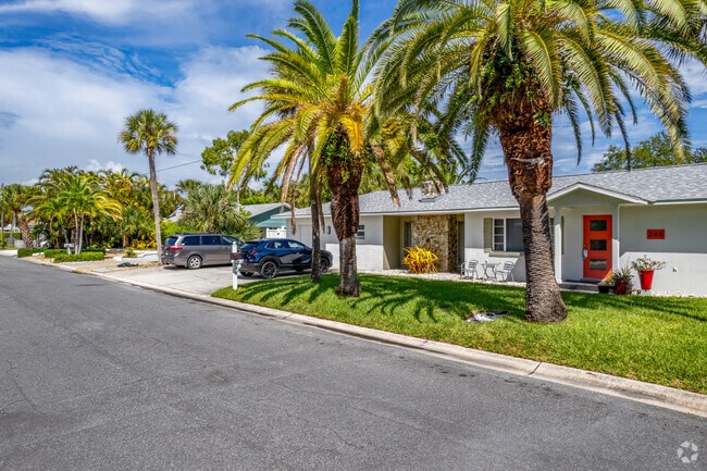 Many ranch-style homes line the streets of St. Pete Beach.