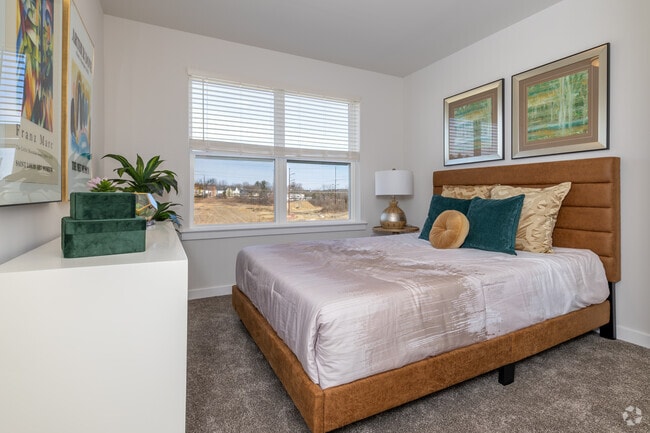 2BR, 2.5BA - 1,286SF - Bedroom