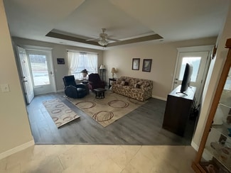 913 W Gay St Unit A, Warrensburg, MO 64093
