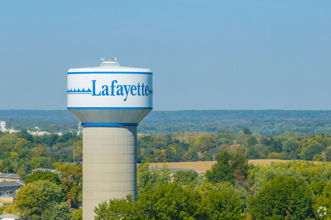 Sawmill is a suburban neighborhood that's a comfortable option for those who love Lafayette.