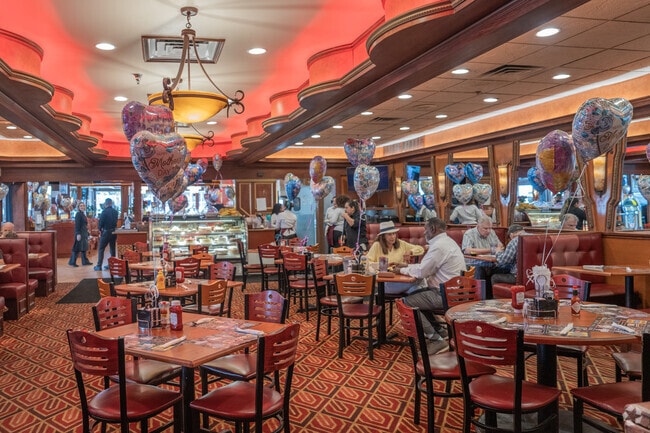 Residents in Fort Hill-Roosevelt enjoy the popular Marietta Diner nearby.