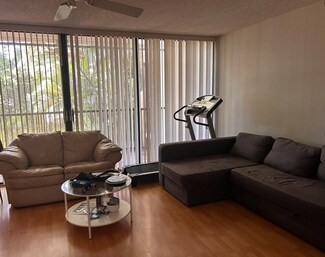 2811 SW 87th Terrace, Davie, FL 33328