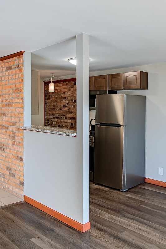 5212 Belclare Rd, Cincinnati, OH 45247 - photo 7