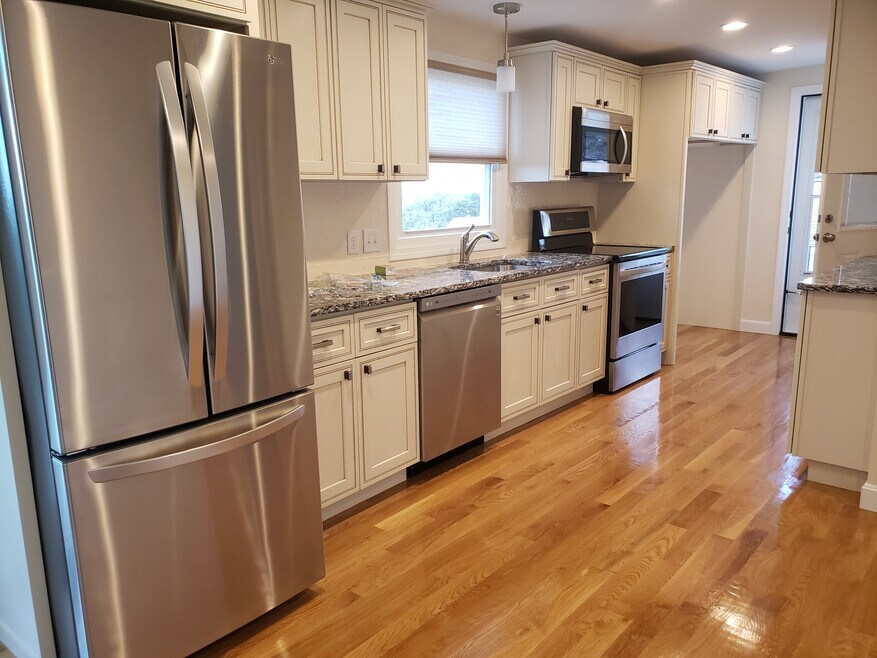 48 Hauman St unit 2, Revere, MA 02151 - photo 1