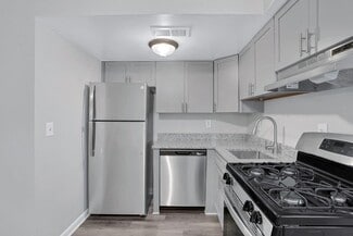 2604 Townhouse Ln, Chesapeake, VA 23323