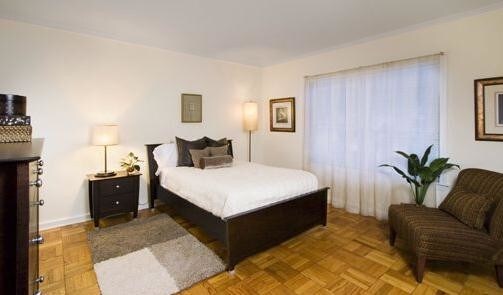 547 Vfw Pkwy unit 2STD, Boston, MA 02467 - photo 4