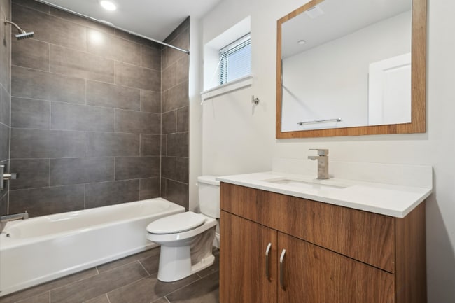 2701 Tulip St unit 2, Philadelphia, PA 19125 - photo 5