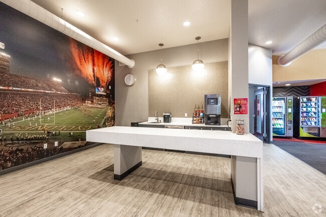 The Quarters Ames, Ames, IA 50010 - photo 5