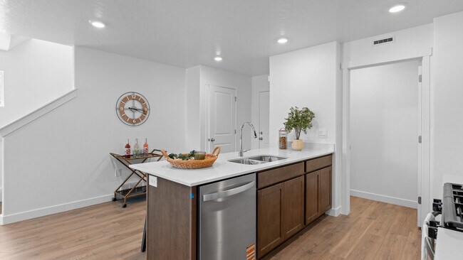 1796 E Albion Dr unit 1141, Salem, UT 84653 - photo 5