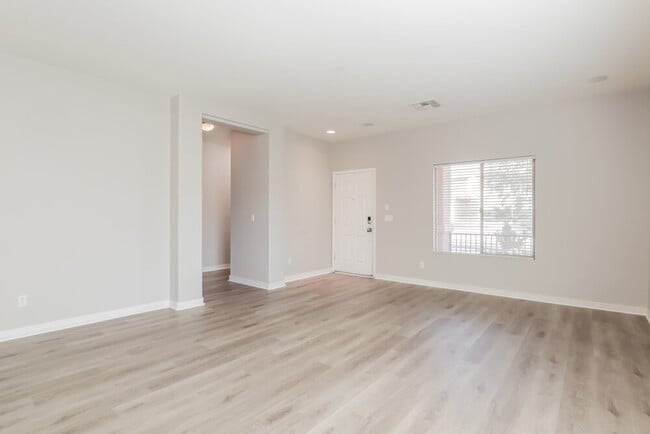 59 W Calle Bayeta, Sahuarita, AZ 85629 - photo 5