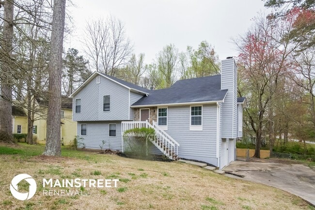 2459 Chauncey Ln SW, Marietta, GA 30064 - photo 2