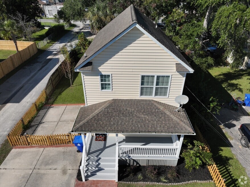 1124 5th Ave, Charleston, SC 29407 - photo 2