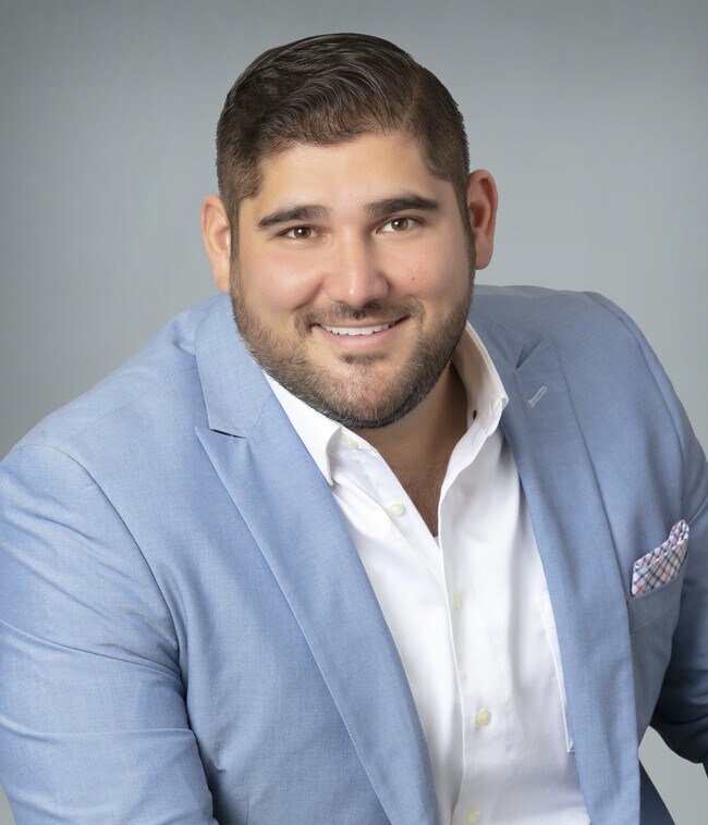 Agent Photo