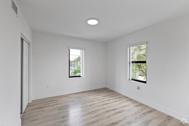 Wyntown Apartments, Miami, FL 33136 - photo 6