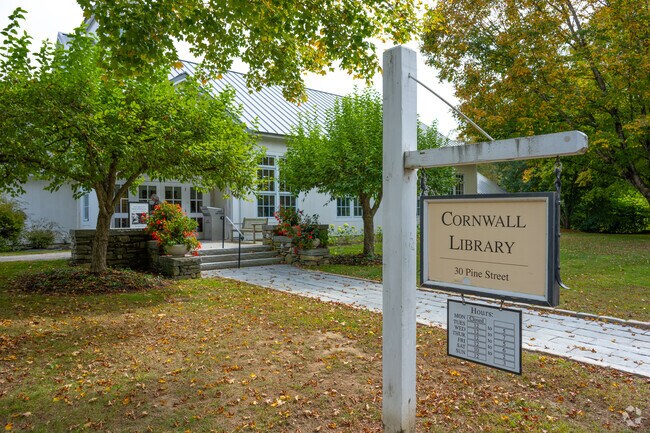 Enjoy a quiet reading space at Cornwall Library.