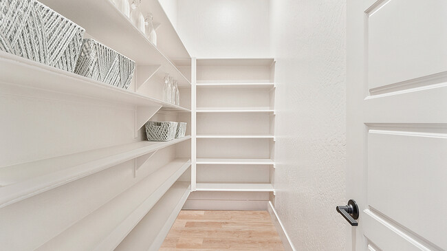 2214 N Marion Ave, Clovis, CA 93619 - photo 5