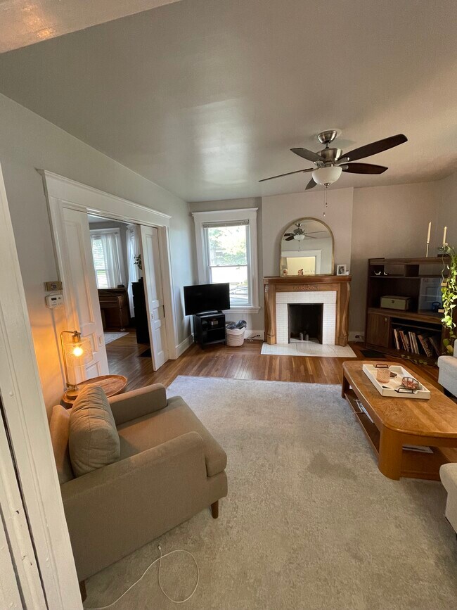 2860 Erie Ave unit 1, Cincinnati, OH 45208 - photo 7