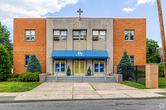 Holy Trinity School