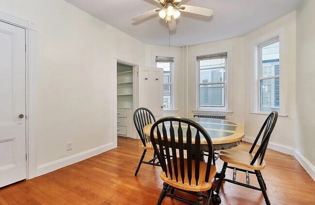 16 Pond St unit 1, Boston, MA 02136 - photo 5