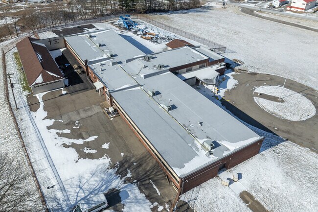 Tri-State Christian Academy has 109 students in grades K-12.