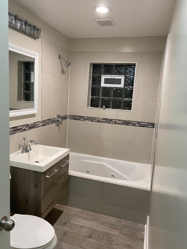 2119 N Mason Ave, Chicago, IL 60639