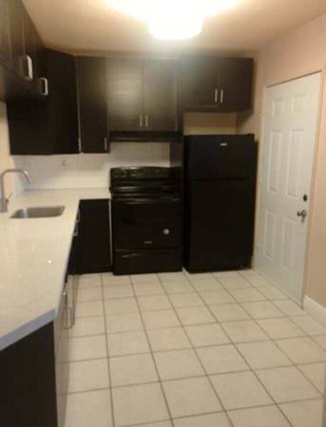 1300 NE 191st St unit A210, Miami, FL 33179 - photo 7