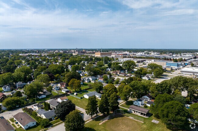 Olde North is conveniently located at the heart of Green Bay.