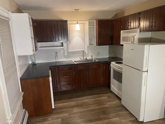 684 Bennett St unit 2, Luzerne, PA 18709 - photo 2