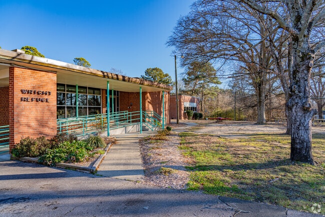 Wright School offers Parental support through in-home meetings and monthly workshops.