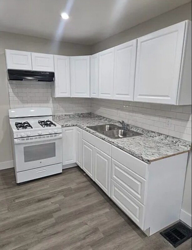 159 Lincoln St Unit 3, Kingston, NY 12401