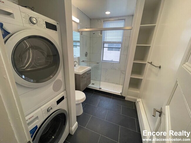 457 Centre St unit 210, Newton, MA 02458 - photo 2