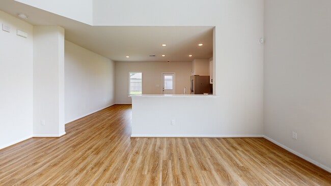 15100 Crown Manor Dr, Houston, TX 77044 - photo 2