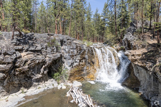 McKay Falls is a popular hiking and cam ping location for residents of La Pine.
