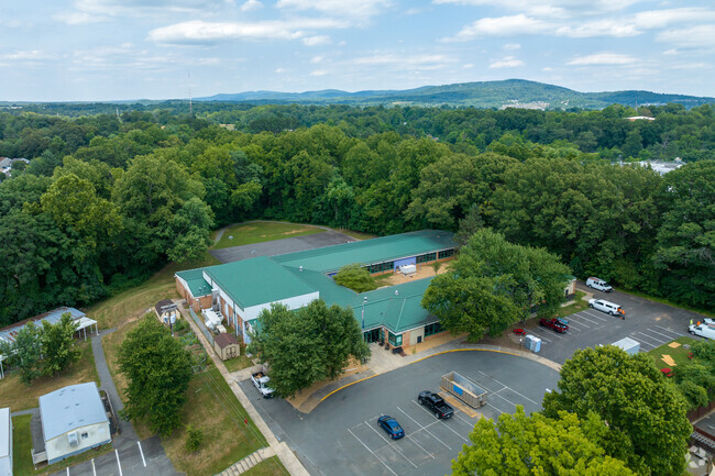 Community Lab School