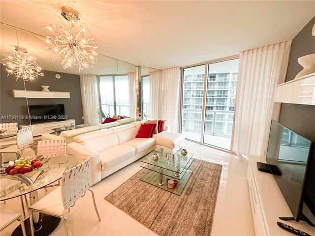 Icon Brickell Tower 2 unit 4902, Miami, FL 33131 - photo 6