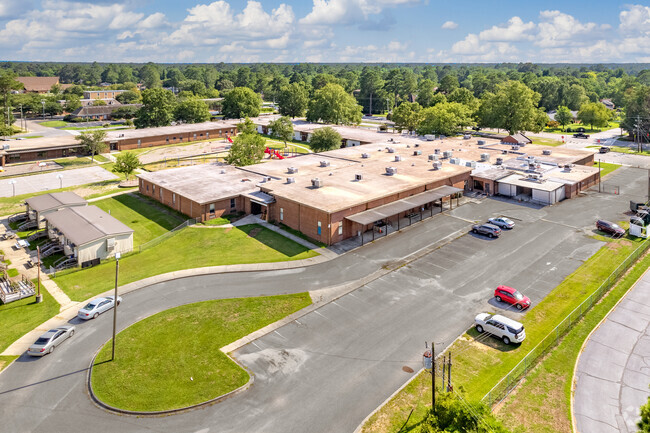 Alice Drive Elementary School is conveniently situated near residential neighborhoods.