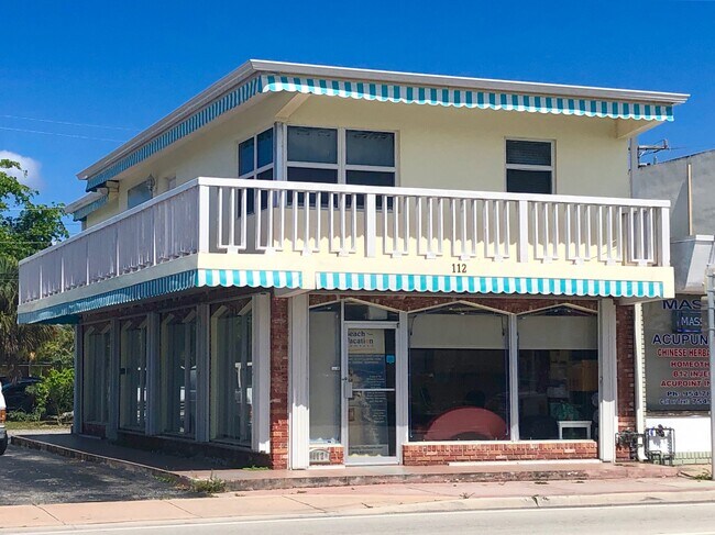 112 S Federal Hwy unit Trendy 2-1 Walk to B, Pompano Beach, FL 33062 - photo 3