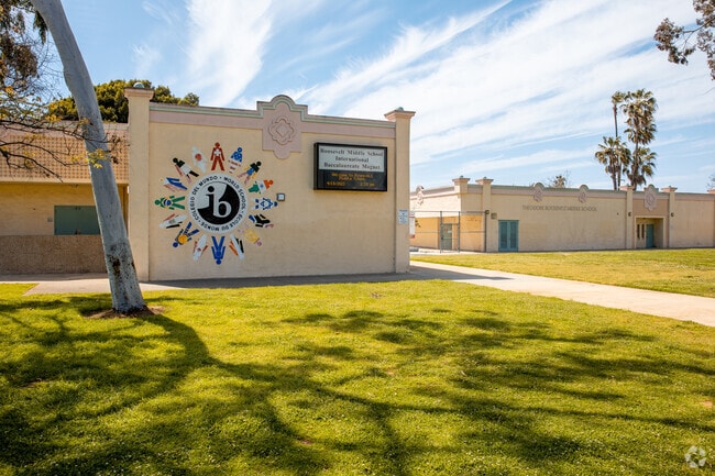 Downtown San Diego middle school students may attend Roosvelt International Middle School.